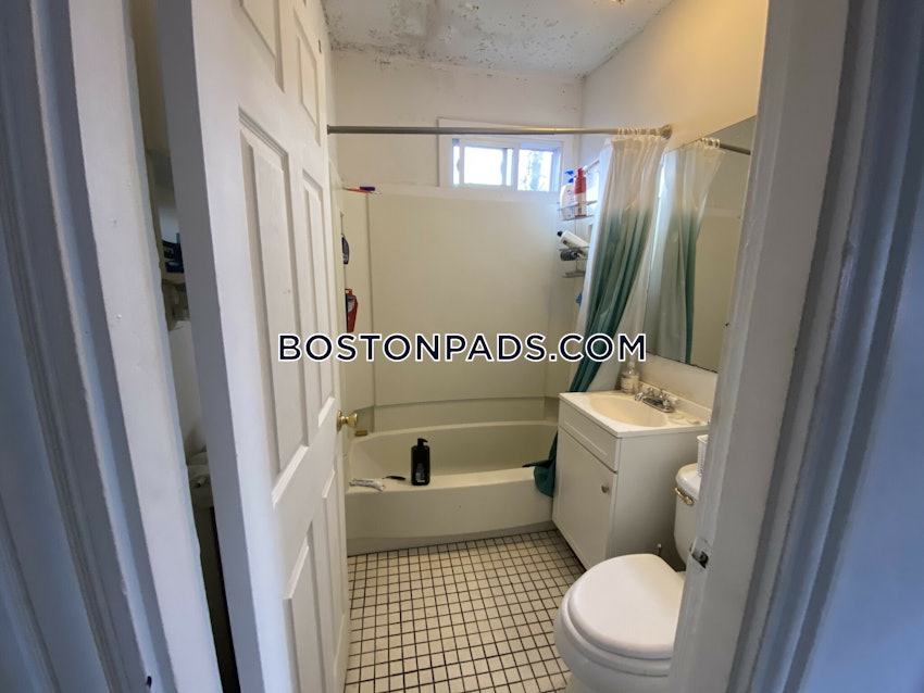 BOSTON - ALLSTON - 5 Beds, 1.5 Baths - Image 8
