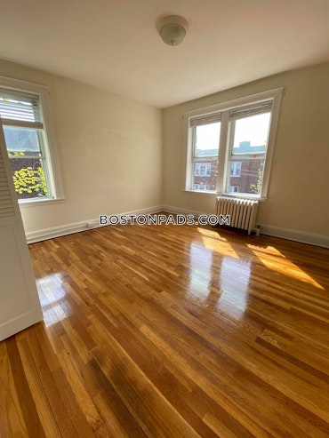 Boston - 1 Beds, 1 Baths