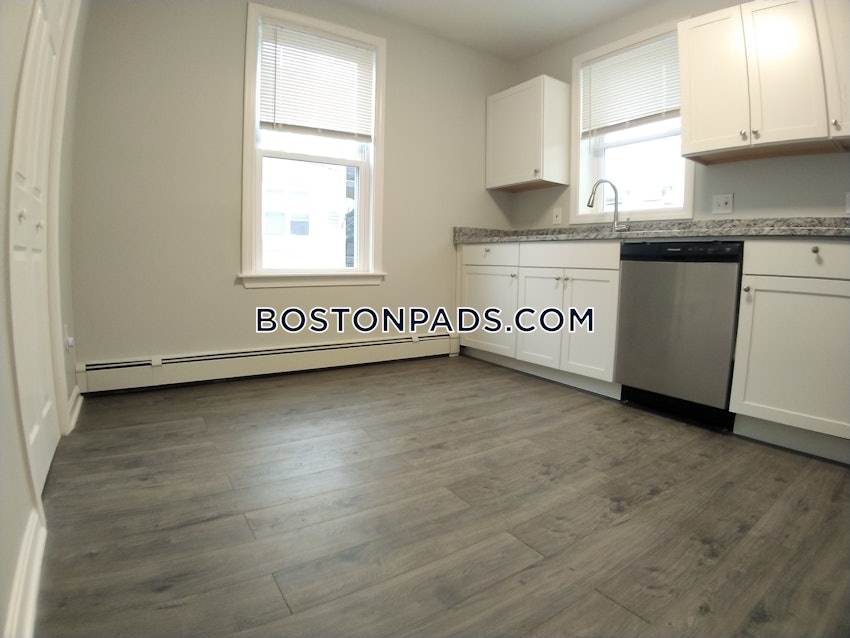 BOSTON - DORCHESTER/SOUTH BOSTON BORDER - 3 Beds, 1 Bath - Image 5