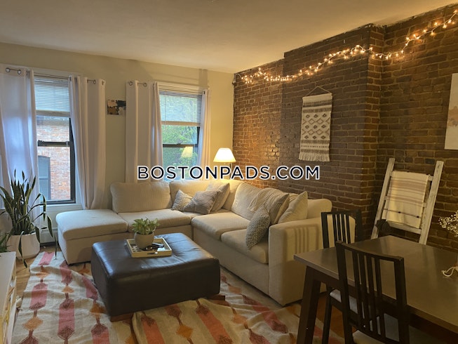 Boston - $4,600+ /mo