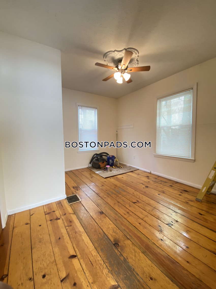 BROOKLINE - BROOKLINE HILLS - 1 Bed, 1 Bath - Image 2