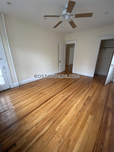 Boston - 2 Beds, 1 Baths