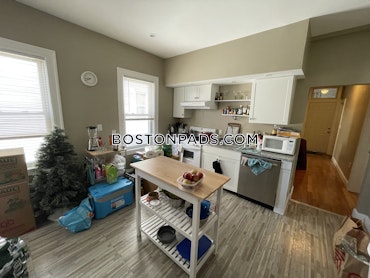 Boston - 3 Beds, 1 Baths