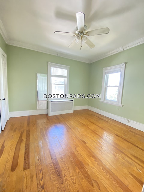 Savin Hill Ave. Boston photo 42