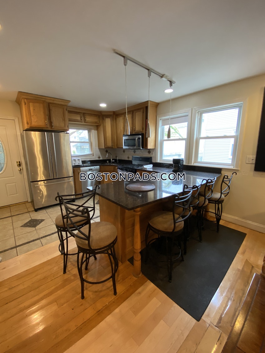 BOSTON - LOWER ALLSTON - 5 Beds, 3 Baths - Image 10