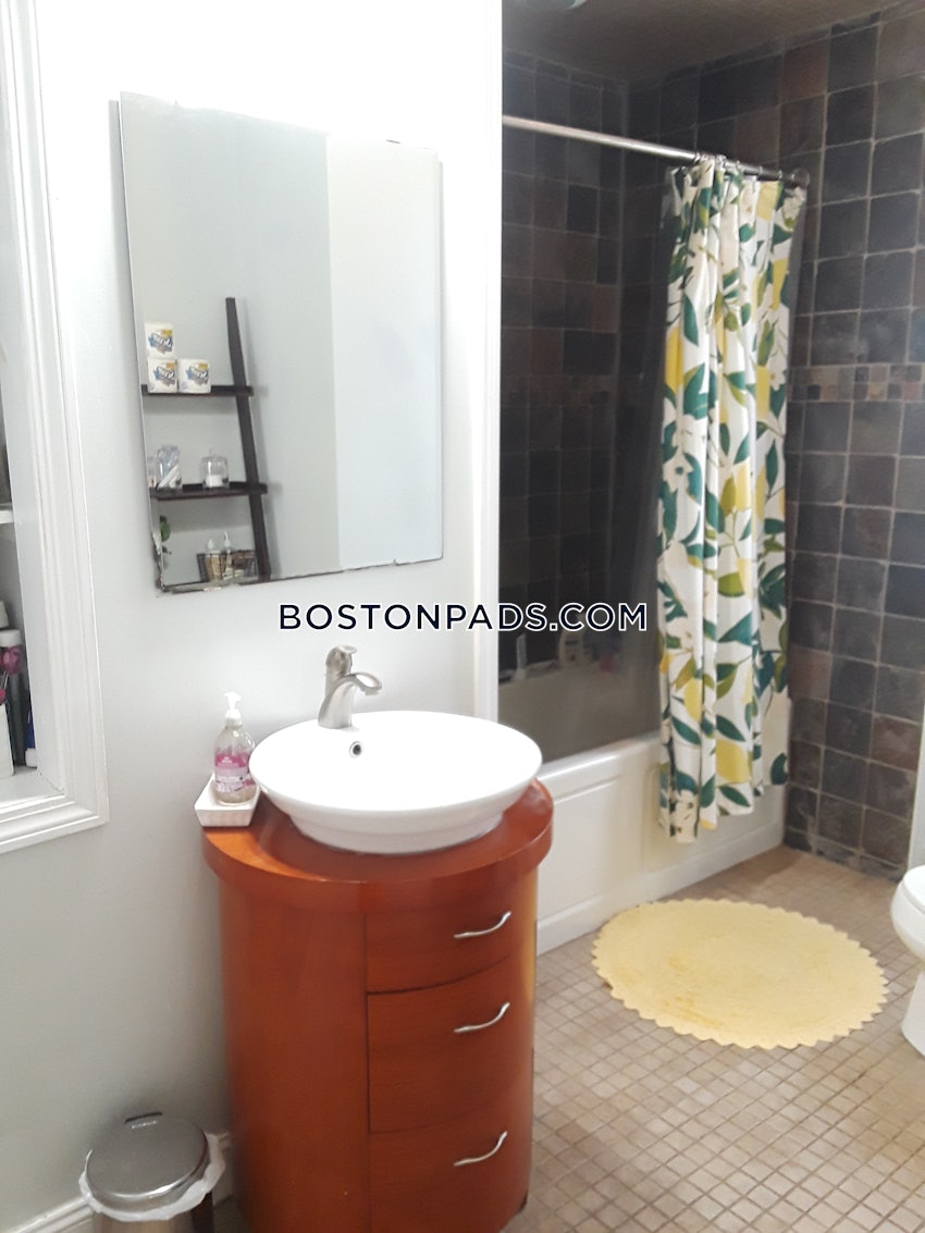 BOSTON - DORCHESTER - SAVIN HILL - 3 Beds, 1 Bath - Image 10