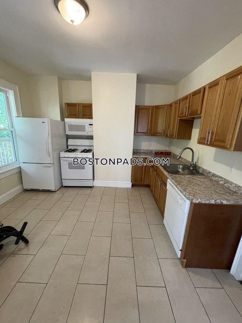 BOSTON - DORCHESTER - FOUR CORNERS - 4 Beds, 1 Bath - Image 1