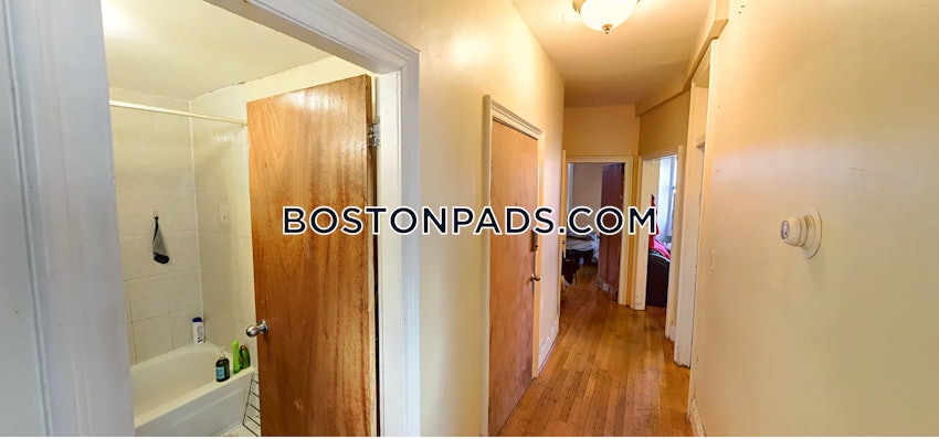 BOSTON - NORTHEASTERN/SYMPHONY - 3 Beds, 1 Bath - Image 1
