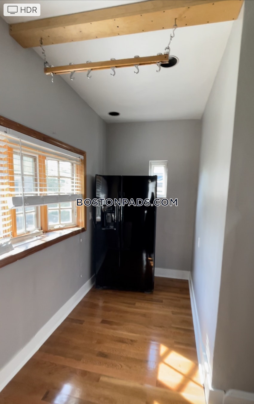 BOSTON - ROXBURY - 2 Beds, 1 Bath - Image 9