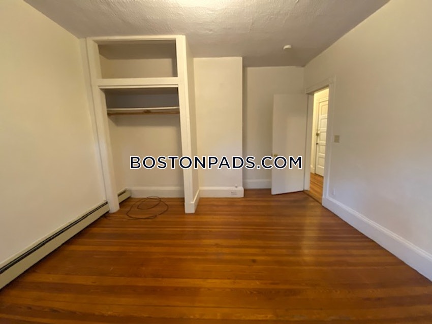 CAMBRIDGE- EAST CAMBRIDGE - 3 Beds, 1 Bath - Image 10