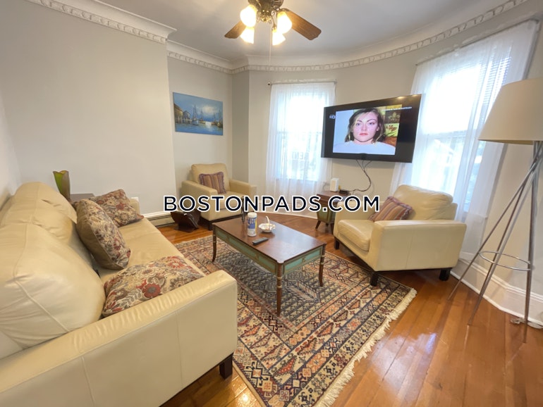 Chilcott Place Boston