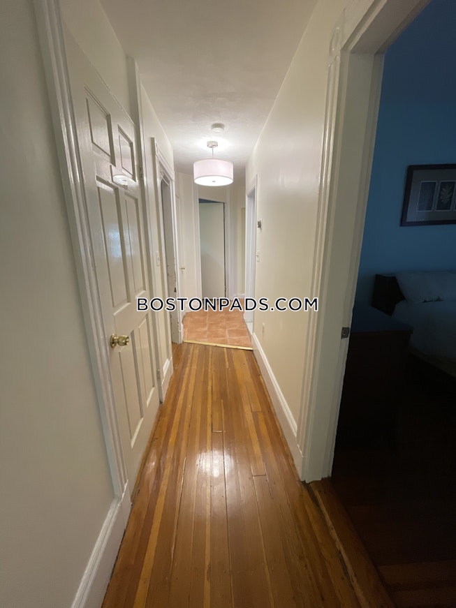 Boston - $3,300+ /mo