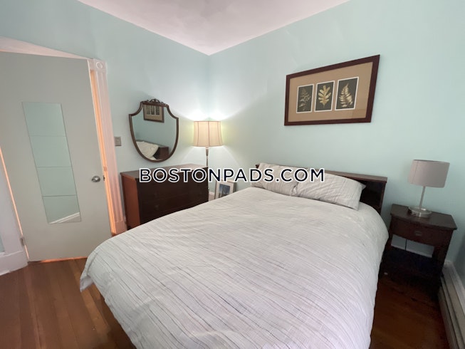 Boston - $3,300+ /mo