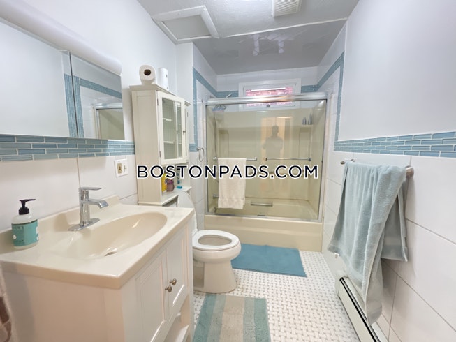 Boston - $3,300+ /mo
