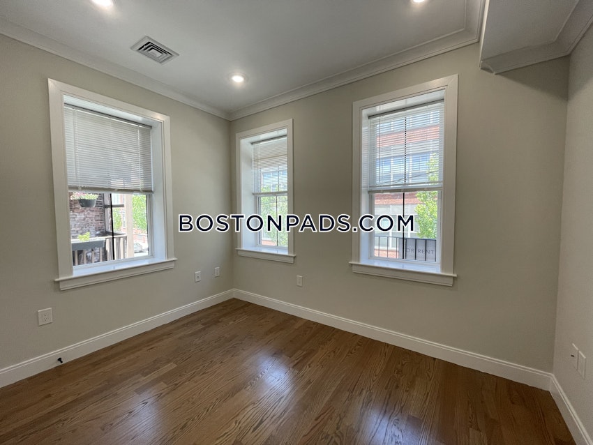 BOSTON - EAST BOSTON - JEFFRIES POINT - 4 Beds, 2 Baths - Image 7