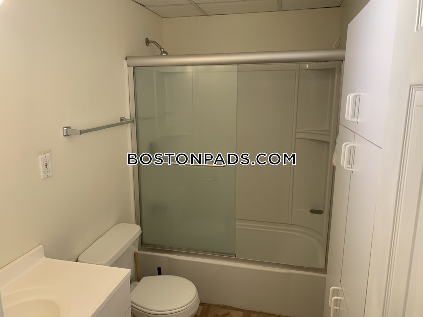 BOSTON - BACK BAY - 1 Bed, 1 Bath - Image 15