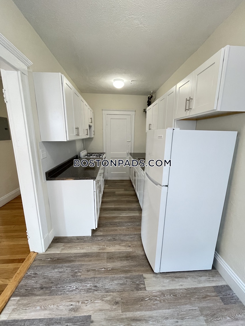 BOSTON - FENWAY/KENMORE - 1 Bed, 1 Bath - Image 2