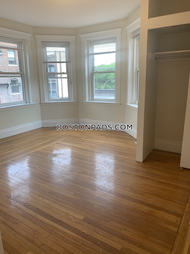 Boston - $2,150+ /mo