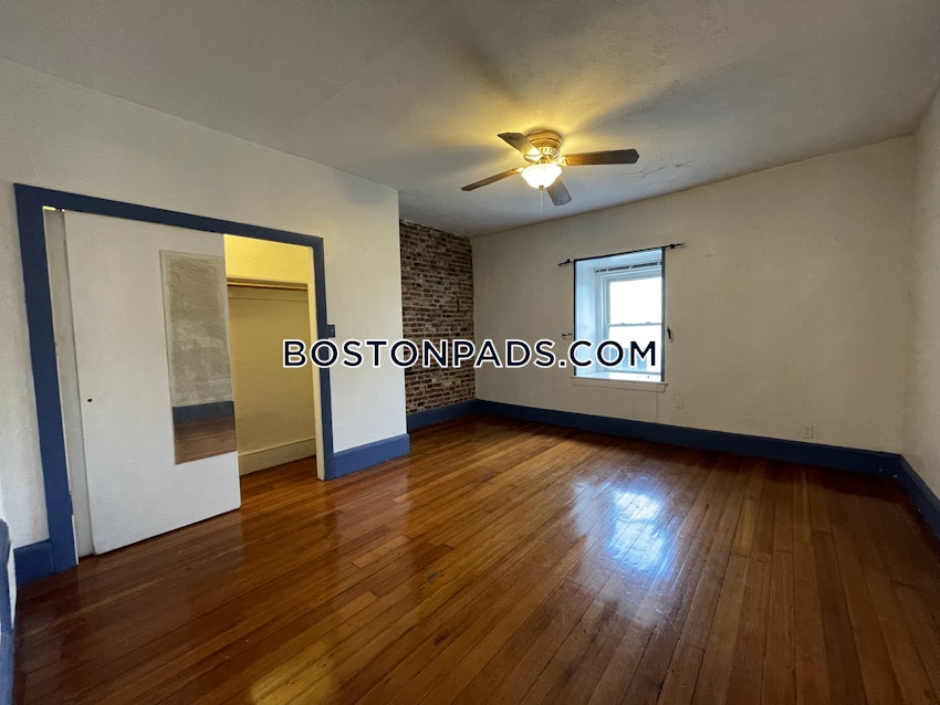 BOSTON - MISSION HILL - 5 Beds, 2.5 Baths - Image 34