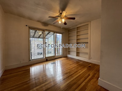 Mission Hill 5 Beds 2.5 Baths Mission Hill Boston - $8,500 No Fee