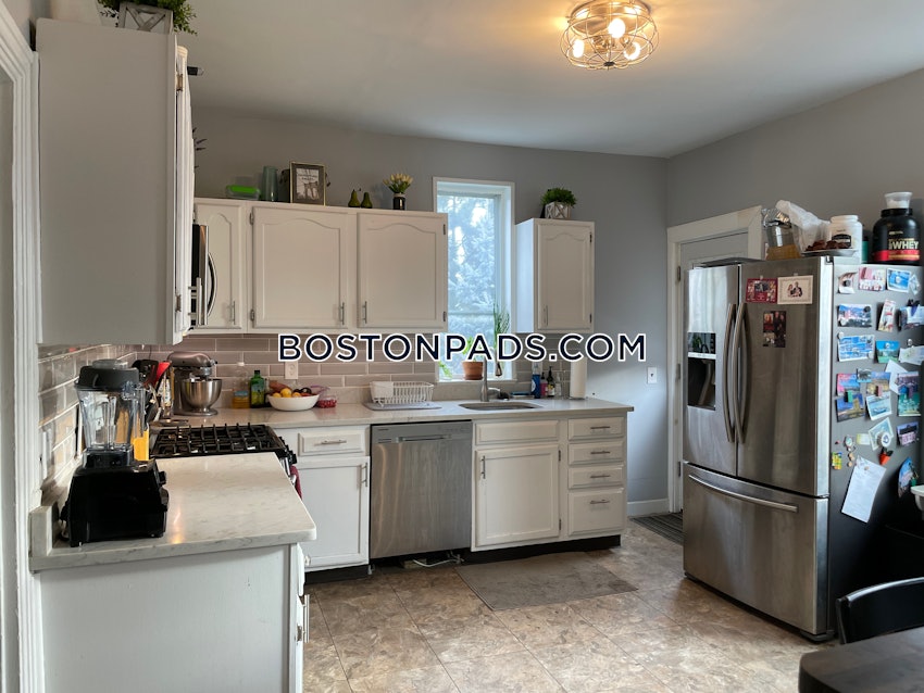 BOSTON - FORT HILL - 3 Beds, 2 Baths - Image 21