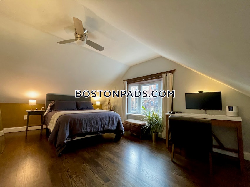 BOSTON - FORT HILL - 3 Beds, 2 Baths - Image 20