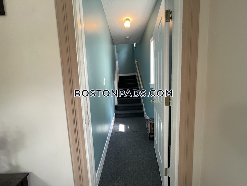 BOSTON - DORCHESTER - CENTER - 4 Beds, 2 Baths - Image 8