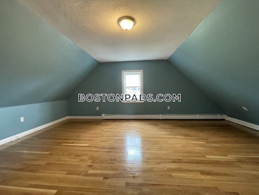 Boston - 4 Beds, 2 Baths