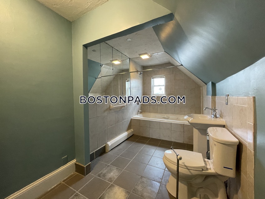 BOSTON - DORCHESTER - CENTER - 4 Beds, 2 Baths - Image 25