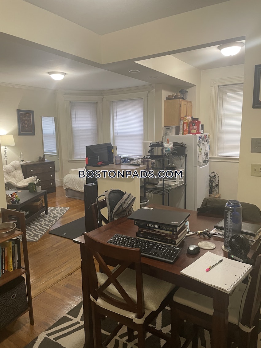 BOSTON - FENWAY/KENMORE - 2 Beds, 1 Bath - Image 7