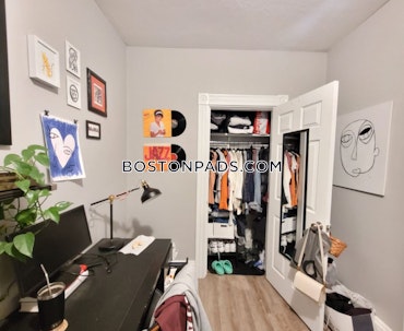 Boston - 4 Beds, 2 Baths