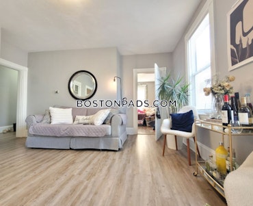 Boston - 4 Beds, 2 Baths