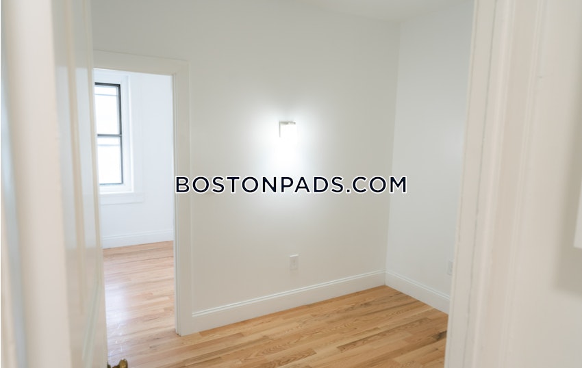 BOSTON - NORTHEASTERN/SYMPHONY - 1 Bed, 1 Bath - Image 6