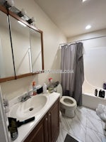 Commonwealth Ave., Boston