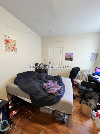 Commonwealth Ave. Boston