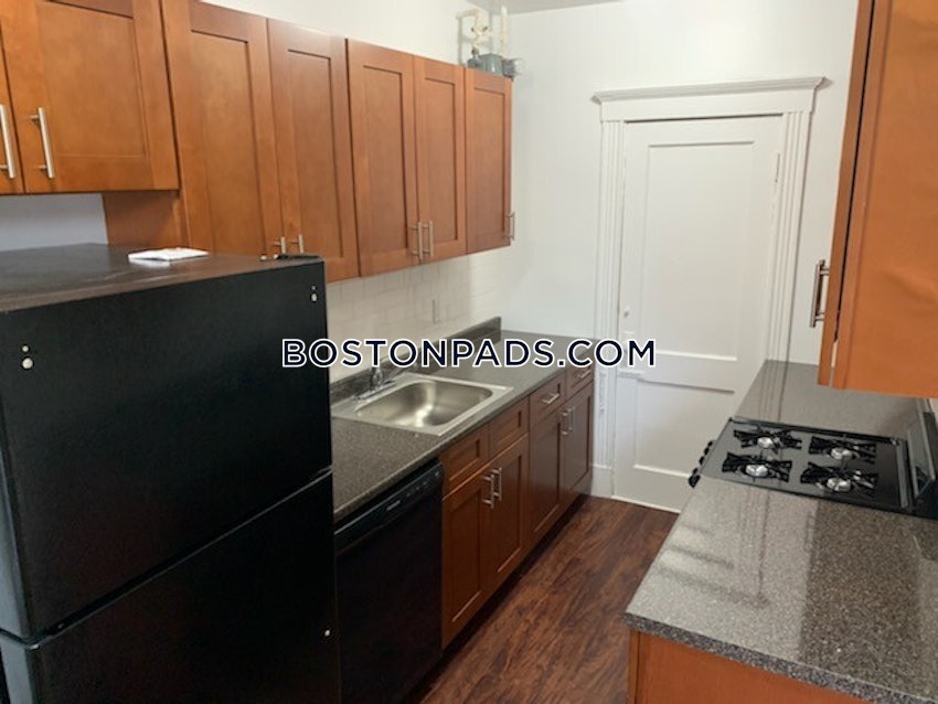 BOSTON - FENWAY/KENMORE - 1 Bed, 1 Bath - Image 1