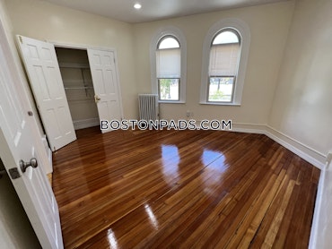 Boston - 2 Beds, 1 Baths