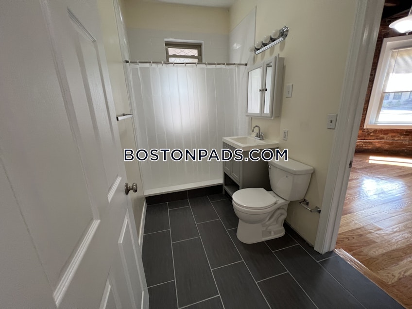 Boston - $4,000+ /month