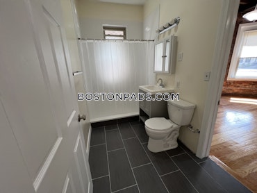 Boston - 2 Beds, 1 Baths