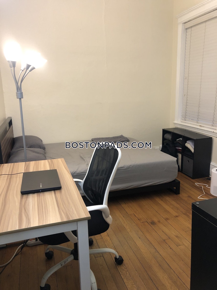 Boston - $4,175+ /month
