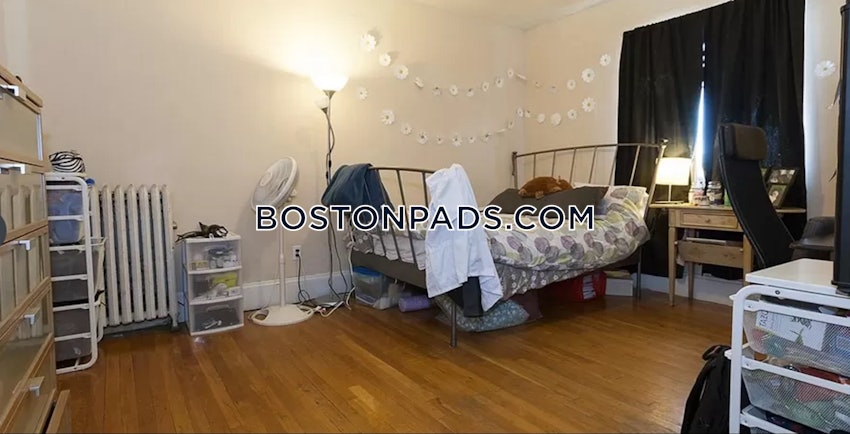 BOSTON - BRIGHTON- WASHINGTON ST./ ALLSTON ST. - 5 Beds, 2 Baths - Image 6