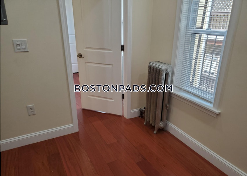 CAMBRIDGE - CENTRAL SQUARE/CAMBRIDGEPORT - 2 Beds, 2 Baths - Image 9