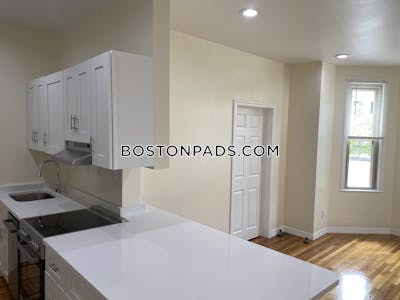 Fenway/kenmore 2 Beds 1 Bath Boston - $4,000 No Fee