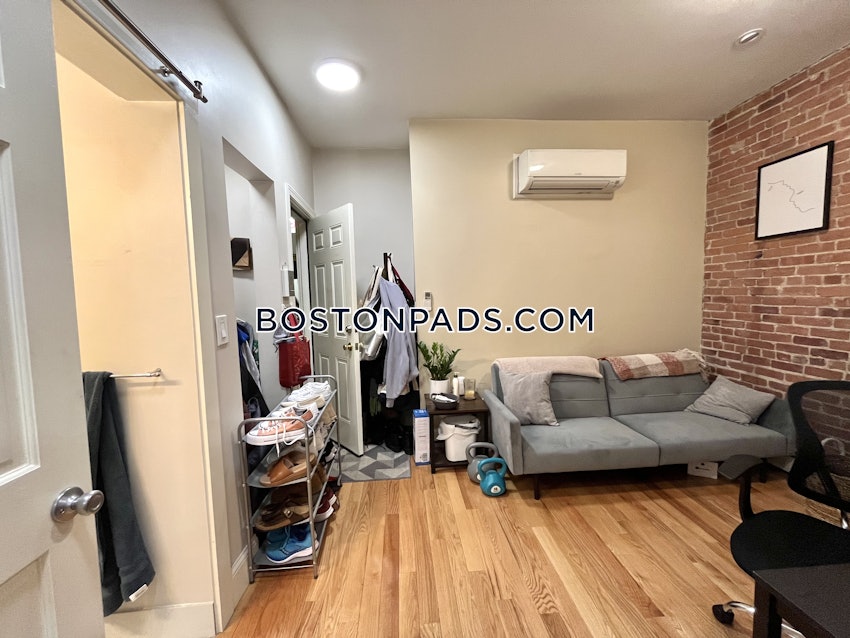 BOSTON - BEACON HILL - 1 Bed, 1 Bath - Image 5