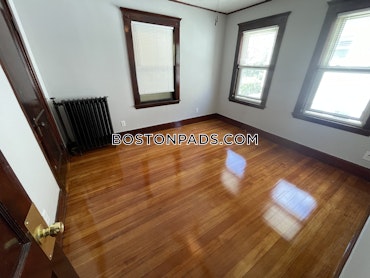 Boston - 4 Beds, 2 Baths