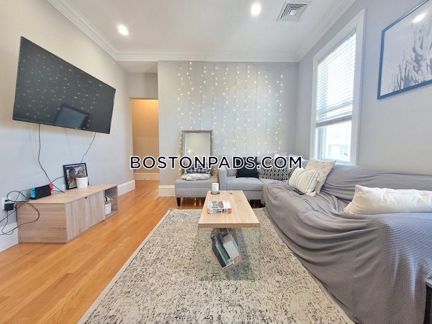 BOSTON - SOUTH BOSTON - ANDREW SQUARE - 4 Beds, 1 Bath - Image 15