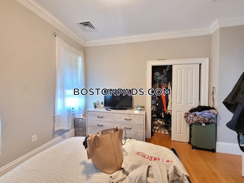 BOSTON - SOUTH BOSTON - ANDREW SQUARE - 4 Beds, 1 Bath - Image 18