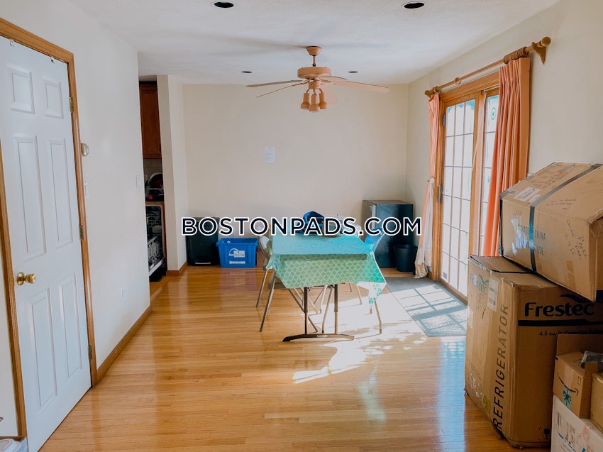 BOSTON - ALLSTON - 5 Beds, 2.5 Baths - Image 2