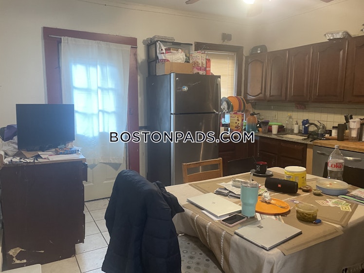 sewall St., Roxbury Crossing