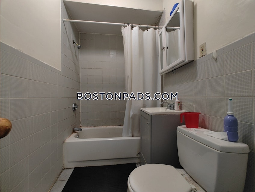 Boston - $4,175+ /month